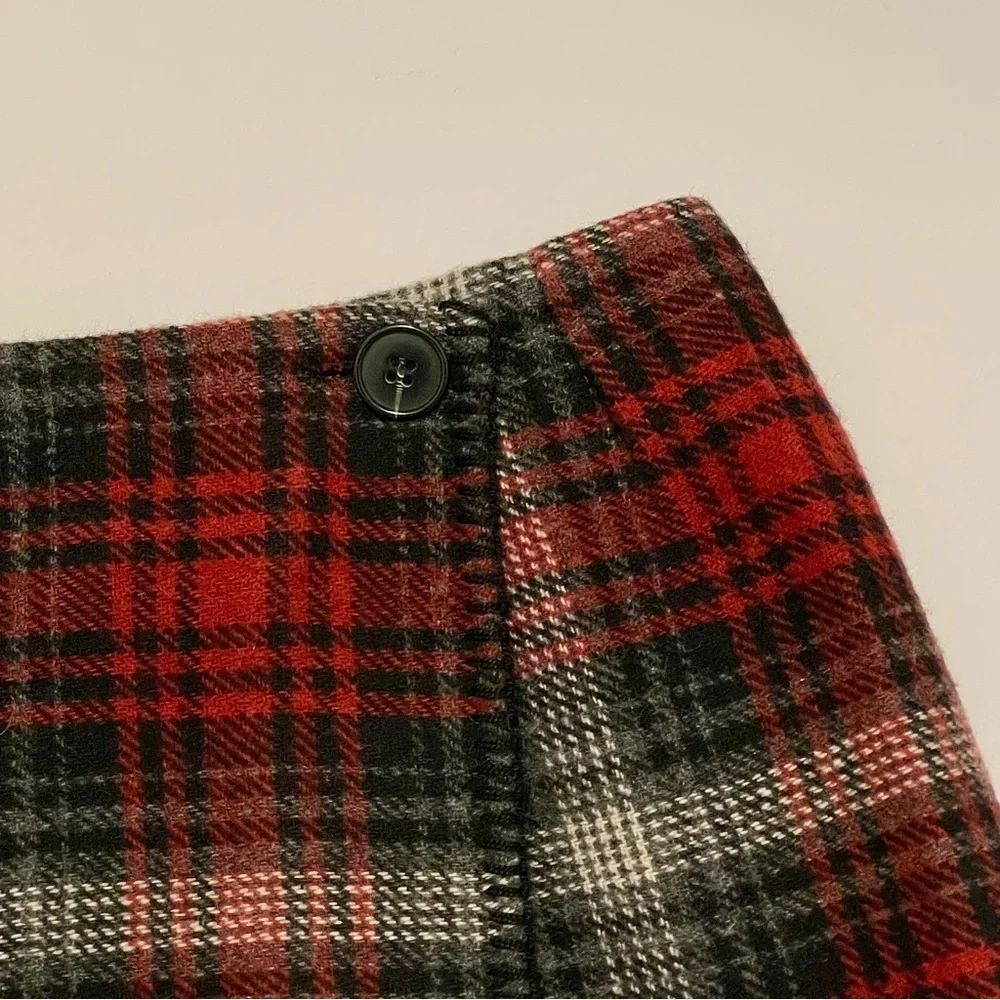 Herman Geist Wool Vintage Plaid Red and Black Women's Wrap Skirt Size 10